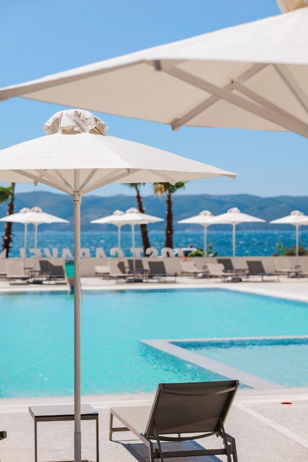 Jost Caravel Hotel Radhime Exterior photo
